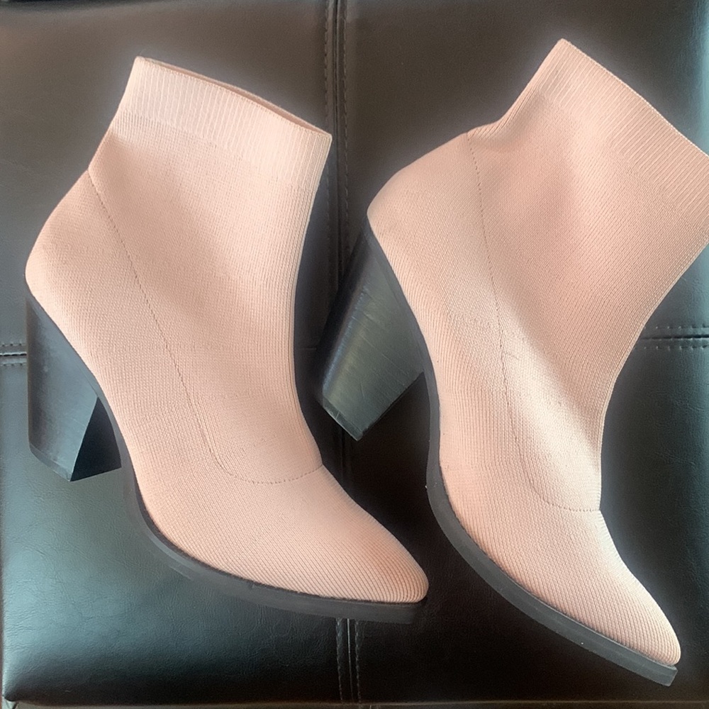 Jane & the Shoe Pale Pink Stretchy Boots